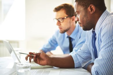 RHG Consult learning coach supporting a UK apprenticeship learner with their course work